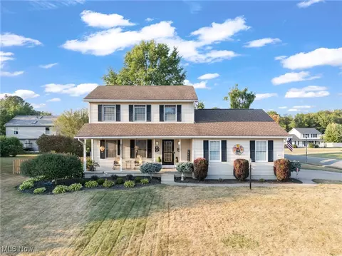 872 Sandlewood Dr NW, Canal Fulton, OH 44614