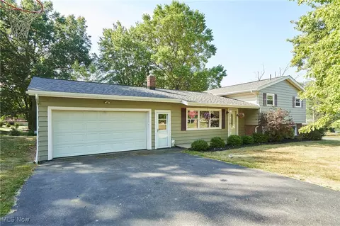 13877 Highview Dr, Dalton, OH 44618