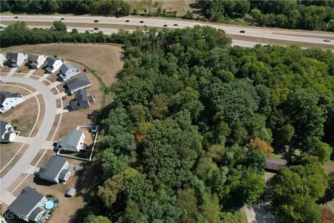 280 Woodside Ln, Tallmadge, OH 44278