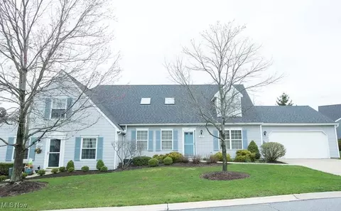 2607 Burridge Cir, Twinsburg, OH 44087