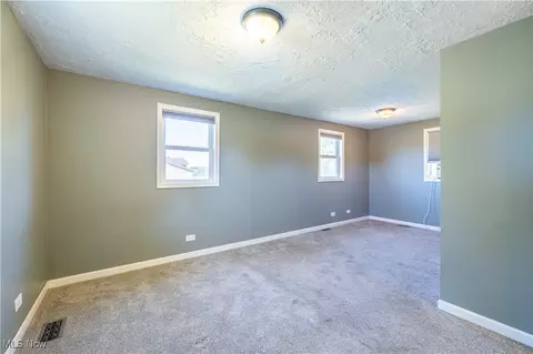 8505 Yoder Rd, Wadsworth, OH 44281 photo 10