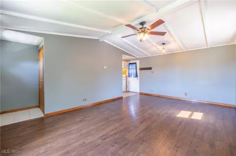 8505 Yoder Rd, Wadsworth, OH 44281 photo 5
