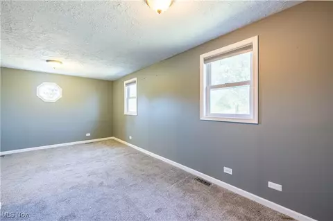 8505 Yoder Rd, Wadsworth, OH 44281 photo 13
