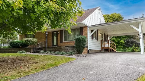 160 Poinciana St, Newport, OH 45768