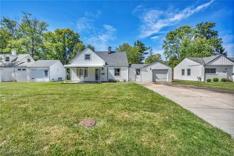 4854 Marigold Rd, Mentor, OH 44060