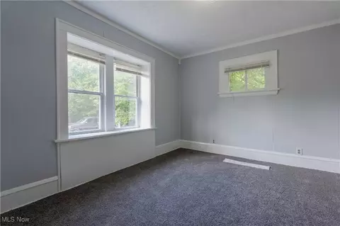 897 Peckham St, Akron, OH 44320 photo 7