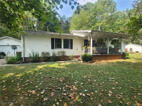 3871 Amma Rd, Amma, WV 25005