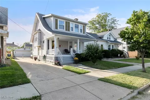 1616 Orchard Grove Ave, Lakewood, OH 44107