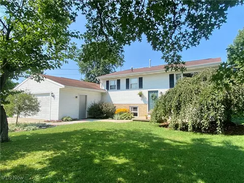 6294 Hoffman Rd, Wooster, OH 44691