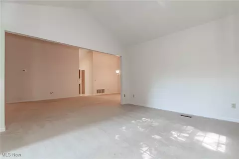 8440 Bartley Ln, Mentor, OH 44060 photo 13