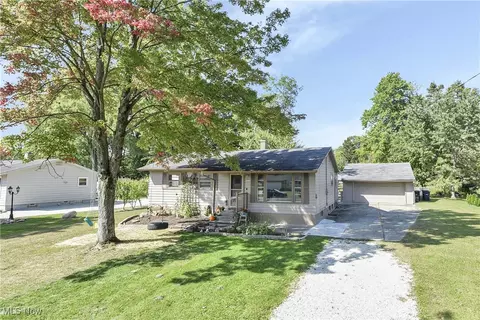 1454 Diana Dr, Brunswick, OH 44212
