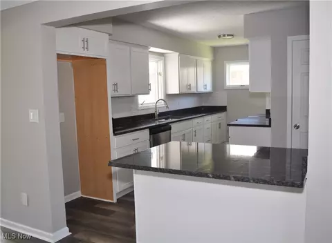 Kitchen - 1286 Cherry Ln, Seven Hills, OH 44131 photo 1 of 1