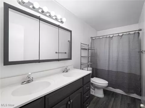Bath - 703 E Broad St, Elyria, OH 44035 photo 1 of 3