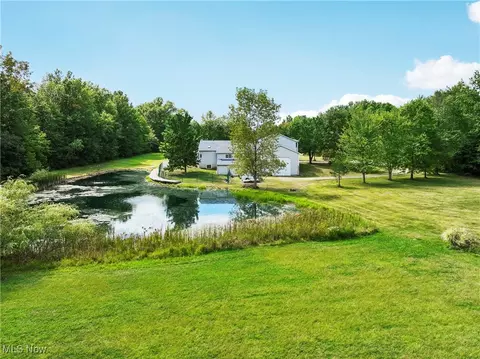 View/Area - 40000 Myrtle Ct, Elyria, OH 44035 photo 4 of 6