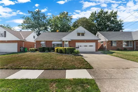 310 E 243rd St, Euclid, OH 44123
