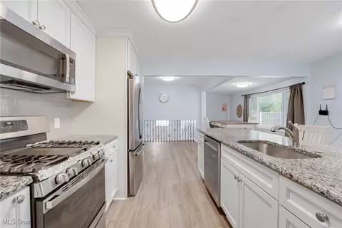 7375 Som Center Rd, Solon, OH 44139 photo 8