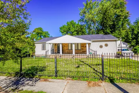 955 Fess Ave, Akron, OH 44307