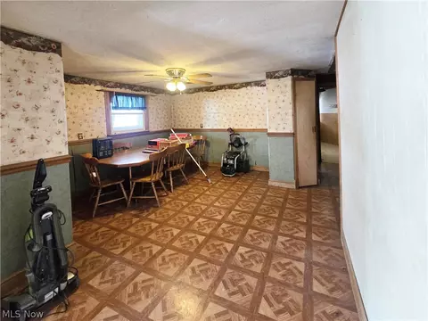 Dining - 182 E Hamilton St, Oberlin, OH 44074 photo 1 of 1