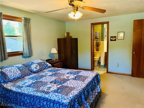 Bedroom - 857 Maple Ridge Dr, Boardman, OH 44512 photo 1 of 6
