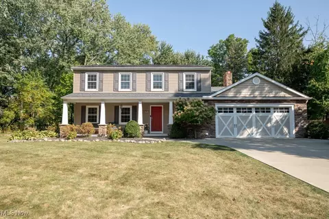 5791 Sunset Dr, Hudson, OH 44236