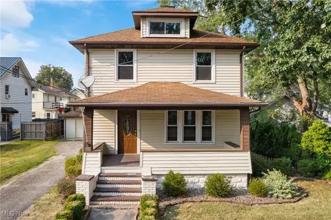 1112 State Ave NE, Massillon, OH 44646