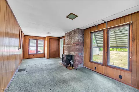 310 E 44th St, Lorain, OH 44052 photo 11