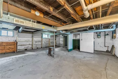 310 E 44th St, Lorain, OH 44052 photo 17