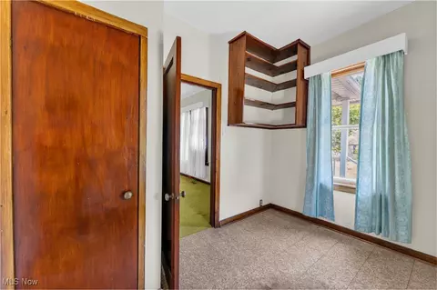 310 E 44th St, Lorain, OH 44052 photo 6