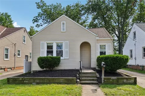 4523 Wetzel Ave, Cleveland, OH 44109