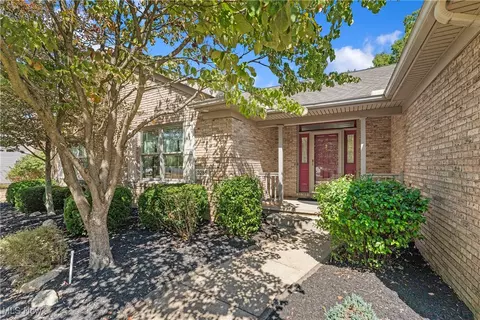 3285 Ramsgate St NW, North Canton, OH 44720