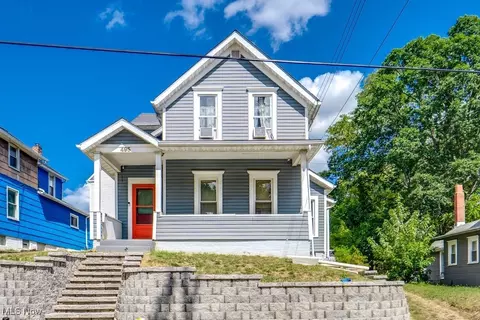 495 Beacon St, Akron, OH 44311