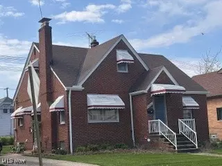 18702 Arrowhead Ave, Cleveland, OH 44119