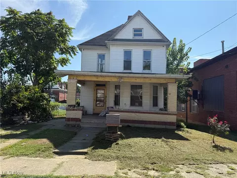 1614 Lynn St, Parkersburg, WV 26101
