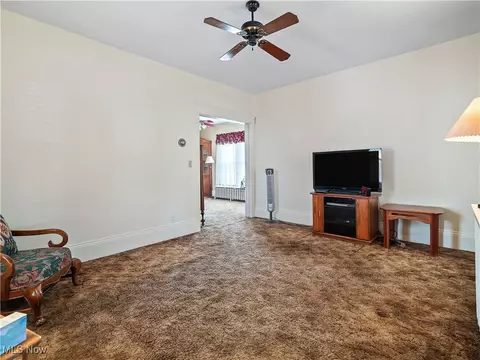 421 Adams St, Elyria, OH 44035 photo 10