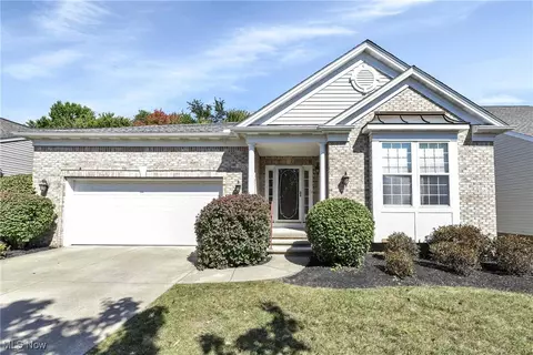 1016 Kendal Dr, Broadview Heights, OH 44147