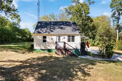 876 Lake Park Blvd, Sebring, OH 44672