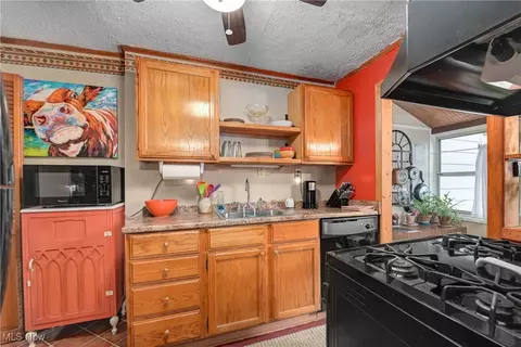 1501 E 248th St, Euclid, OH 44117 photo 24