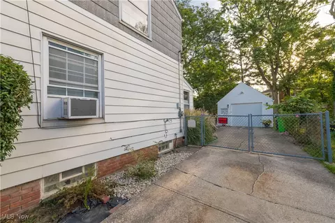 1501 E 248th St, Euclid, OH 44117 photo 44