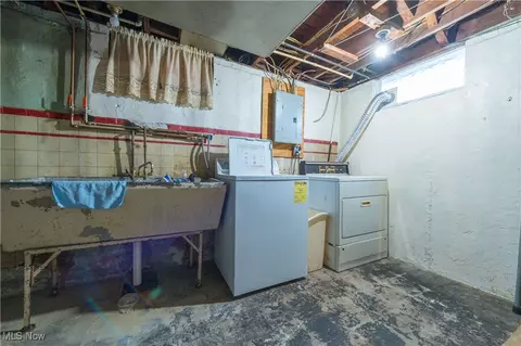 1501 E 248th St, Euclid, OH 44117 photo 43