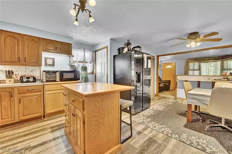 Kitchen - 1877 E 39th St, Lorain, OH 44055 photo 2 of 3