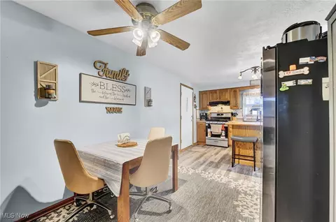 Dining - 1877 E 39th St, Lorain, OH 44055 photo 1 of 2