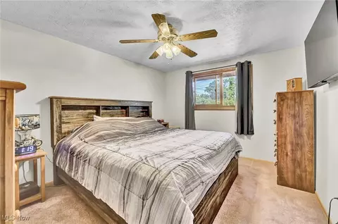 Bedroom - 1877 E 39th St, Lorain, OH 44055 photo 4 of 4