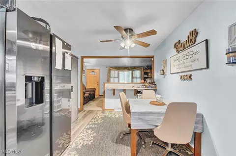 Dining - 1877 E 39th St, Lorain, OH 44055 photo 2 of 2