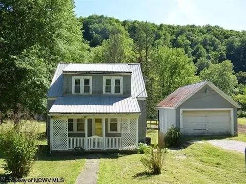 10996 Shortline Hwy, Pine Grove, WV 26419