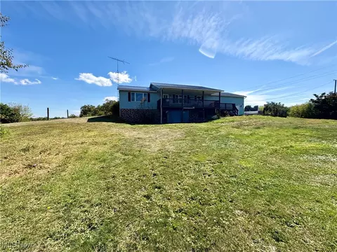 3333 Force Rd, Shreve, OH 44676