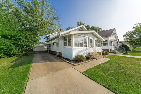 26381 Shoreview Ave, Euclid, OH 44132