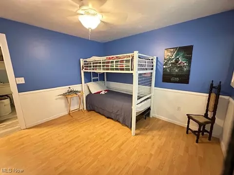 Bedroom - 272 Pineview Dr, Berea, OH 44017 photo 4 of 5
