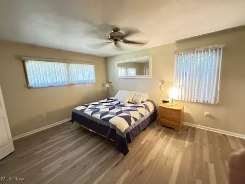 Bedroom - 272 Pineview Dr, Berea, OH 44017 photo 1 of 5