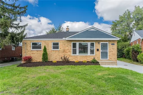 4132 Milan Cres, Cleveland, OH 44128