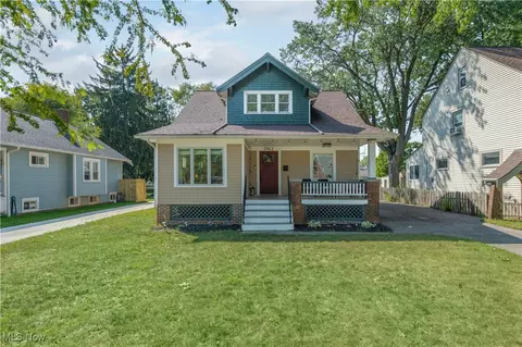 3942 W 160th St, Cleveland, OH 44111